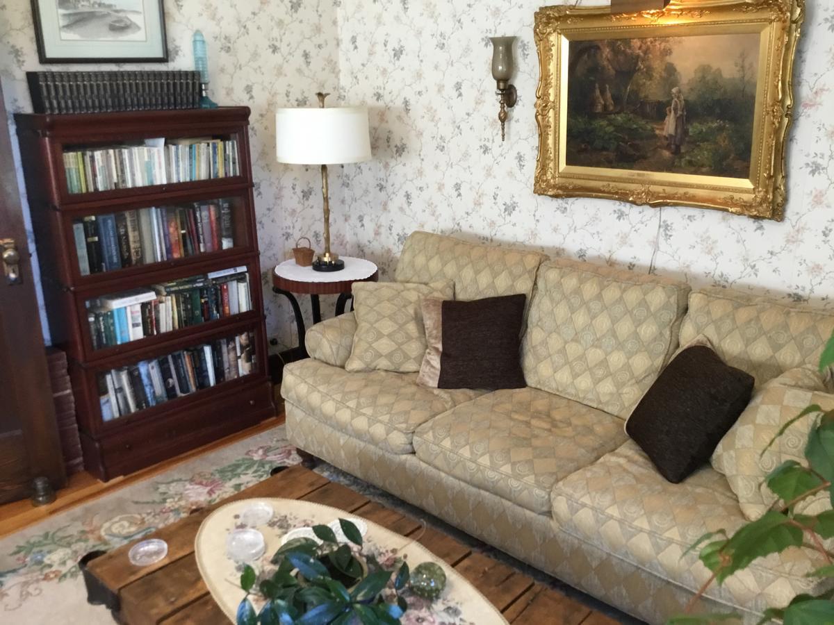 Auberge Taylor Manor Сен-Жорж Екстериор снимка